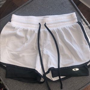 CHAMPION White Shorts w/Spandex